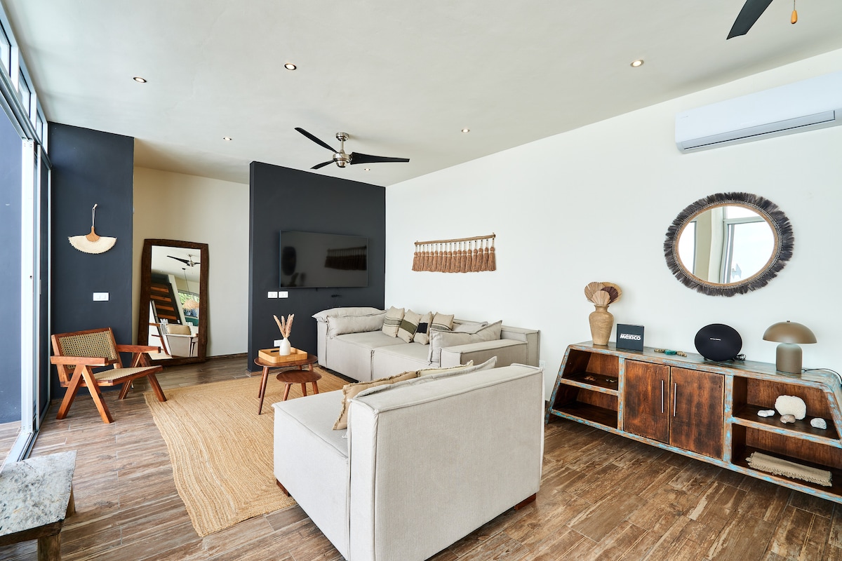 Casa Flamingo master bedroom with king bed and contemporary design in La Veleta vacation rental