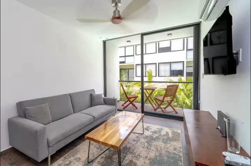 Casa Kiin interior and exterior views