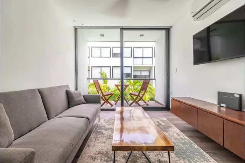 Casa Kiin interior and exterior views