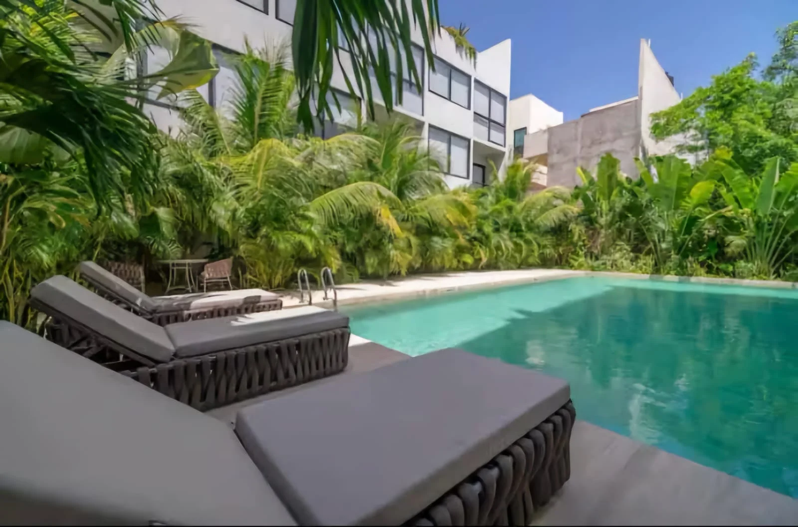 Casa Kiin interior and exterior views