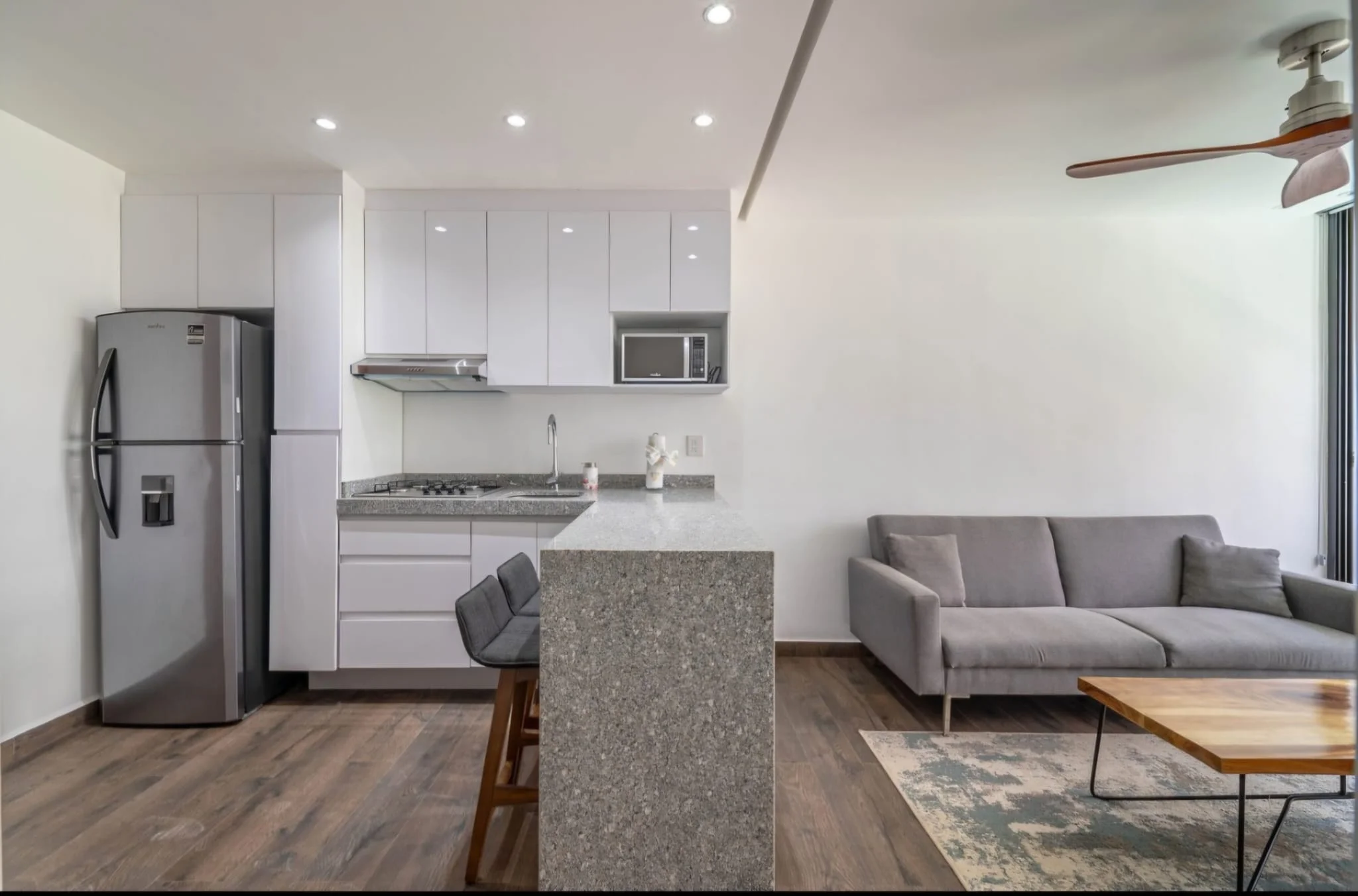 Casa Kiin interior and exterior views