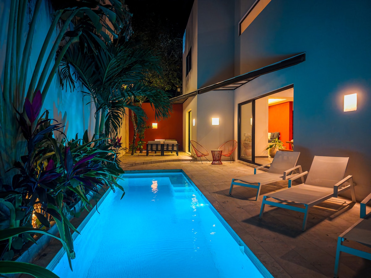 Casa Sueño - Designer jungle house by Clémence