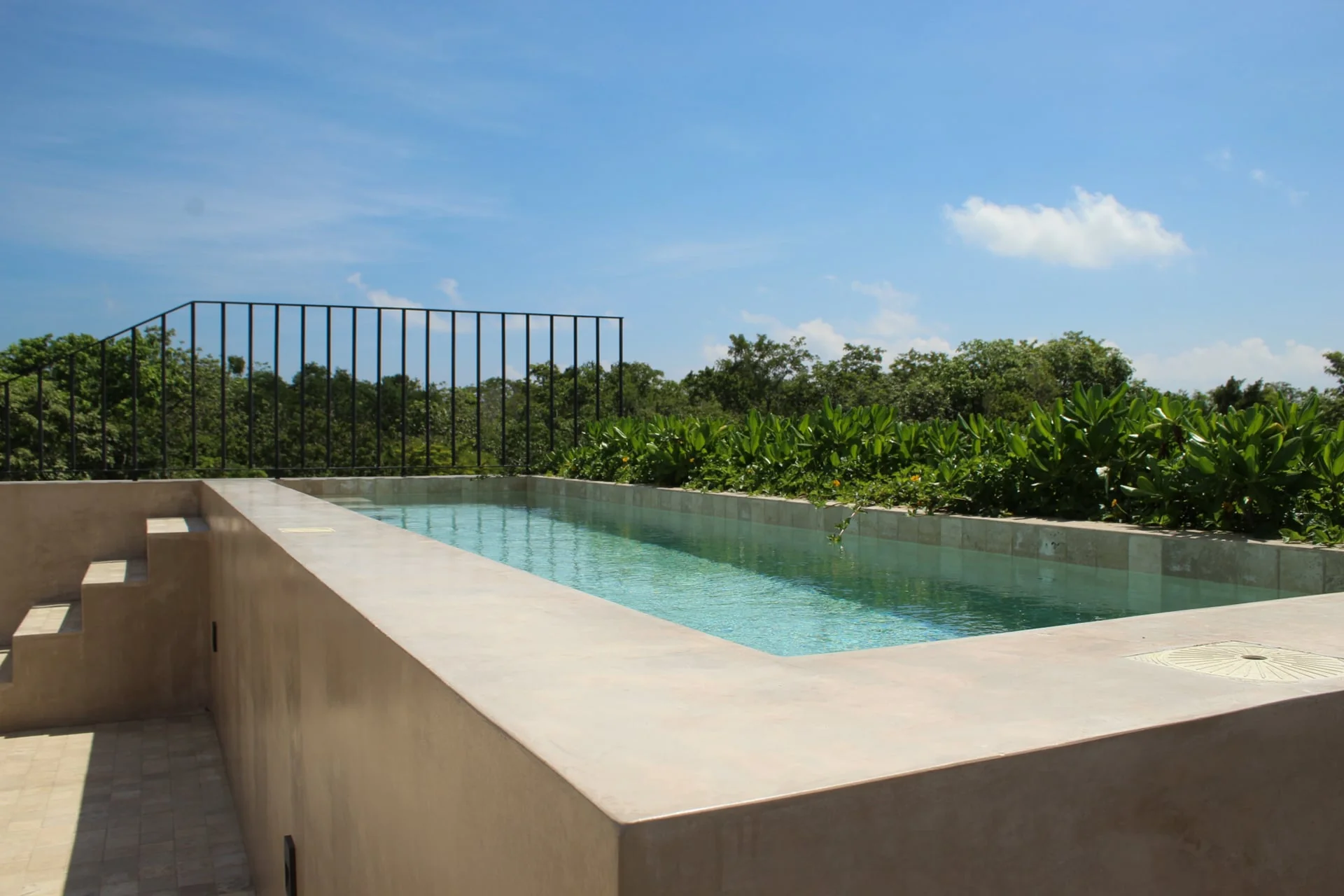 Region 15 jungle setting with Casa Uulum rooftop pool